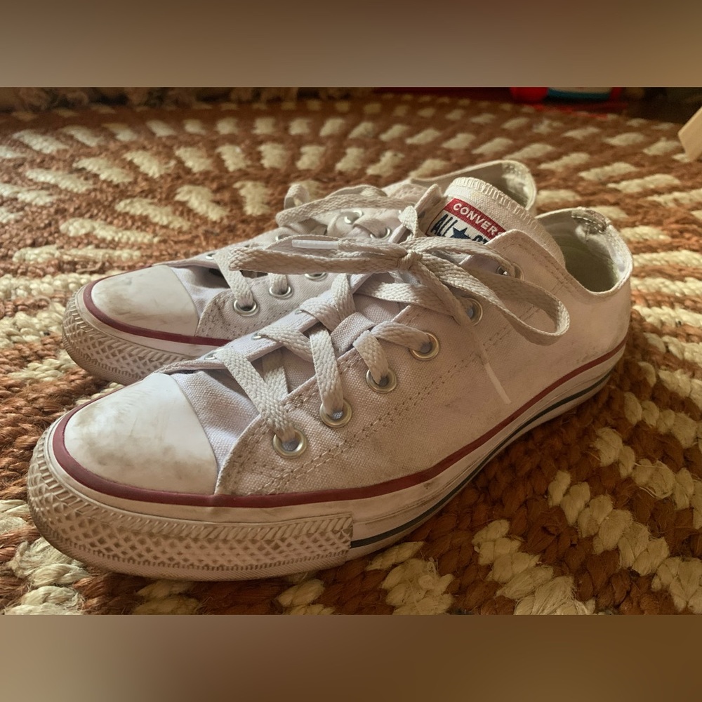 Size 9.5 White Low Top Converse